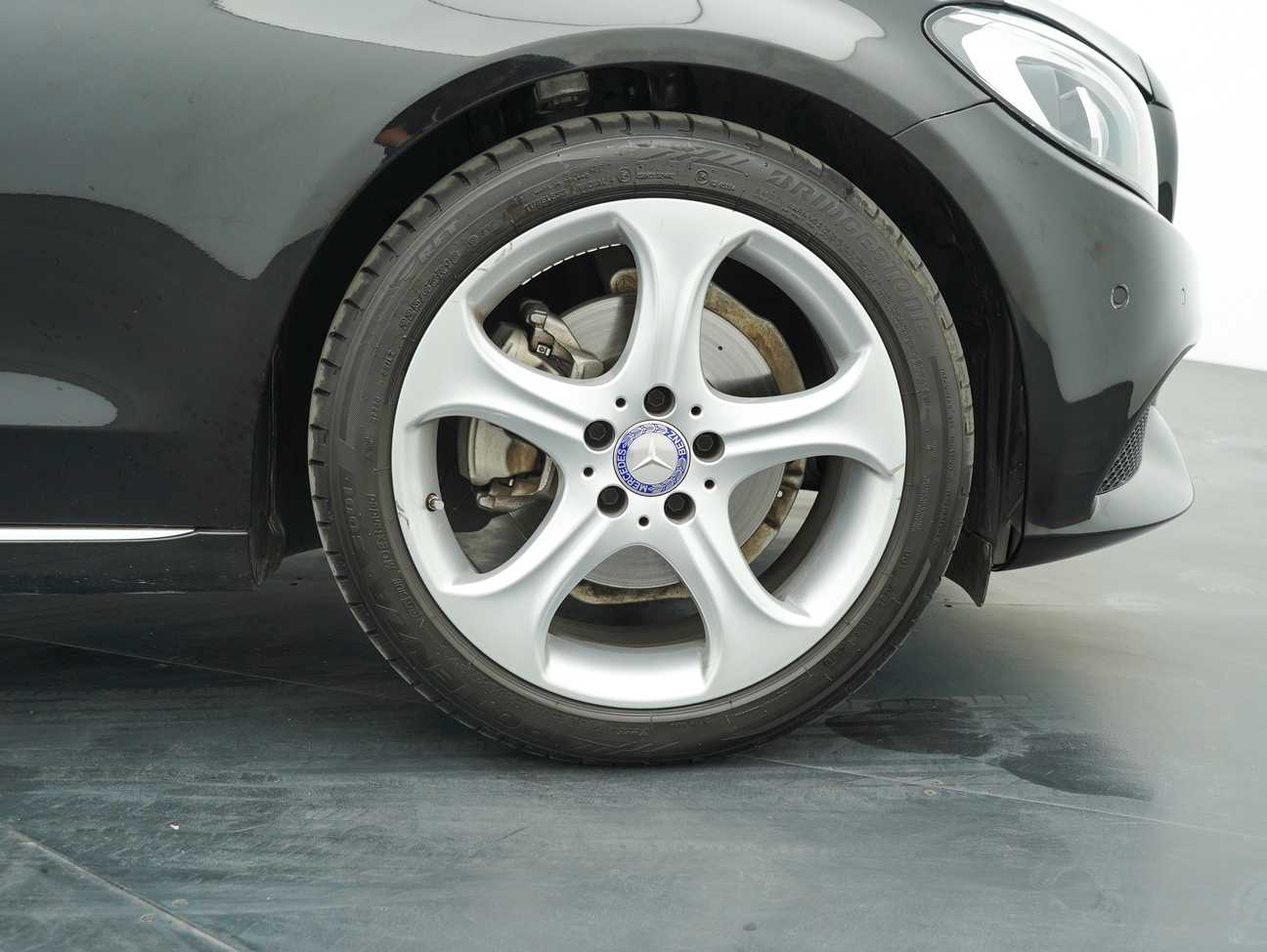 terpakai 2017 Mercedes-Benz C 200 2.0