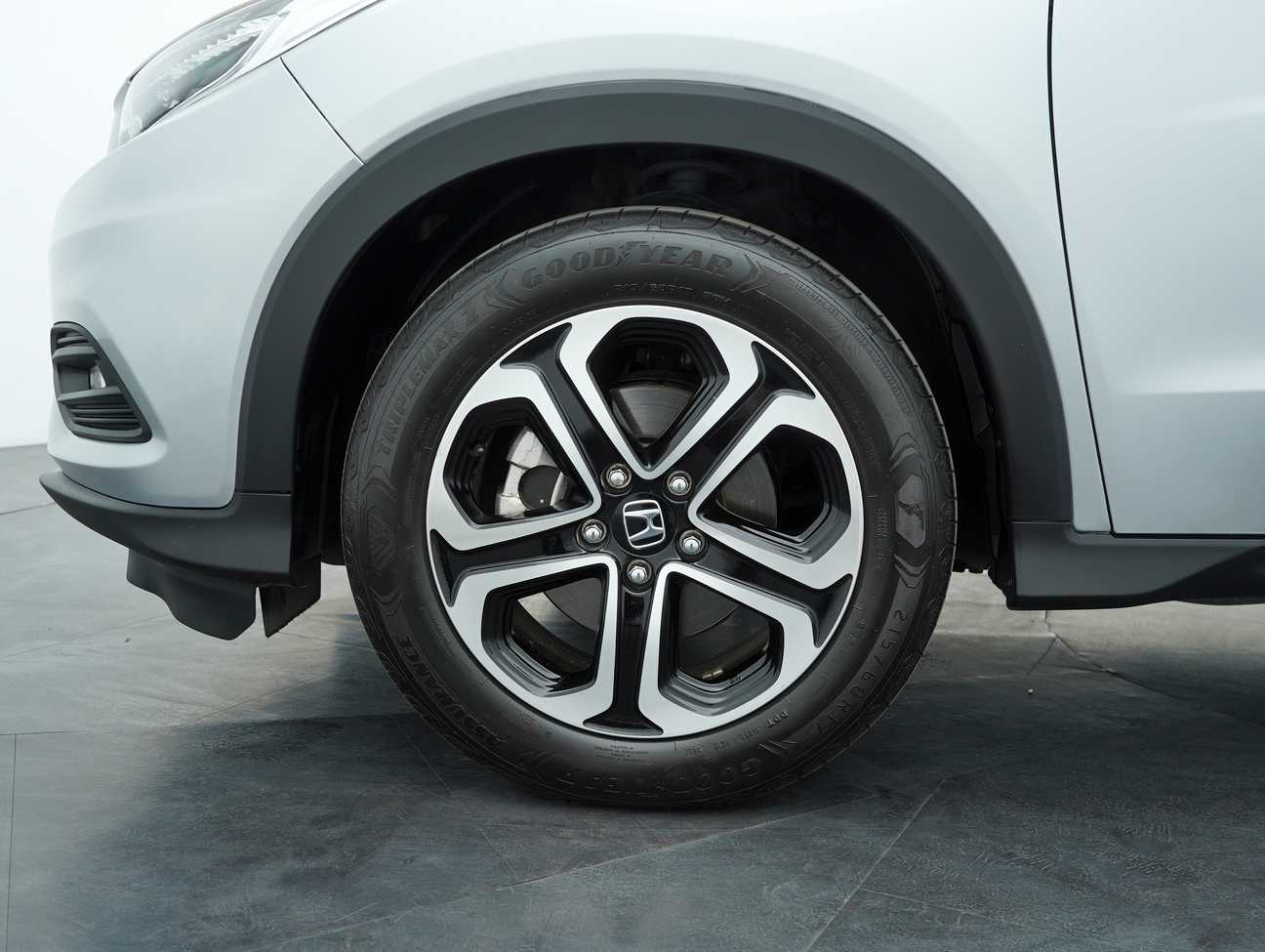 terpakai 2020 Honda HR-V V 1.8