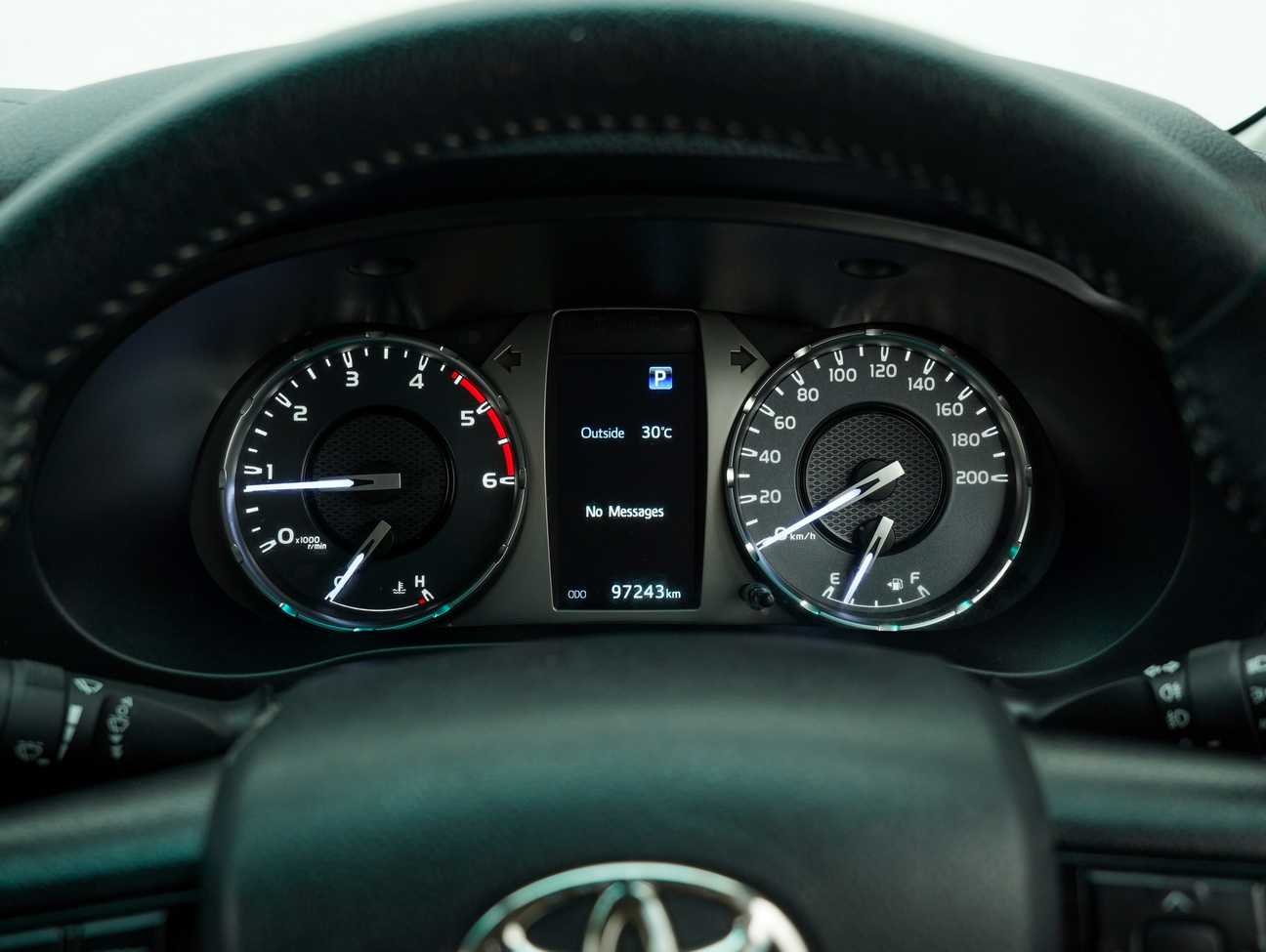 used 2022 Toyota Hilux V Dual Cab 2.4