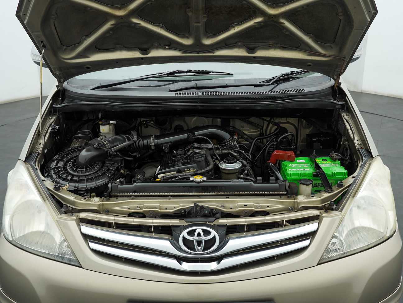 used 2011 Toyota Innova G 2.0