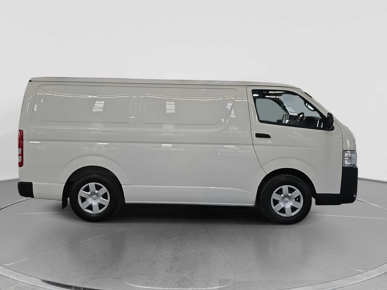 used 2017 Toyota Hiace Panel Van 2.5