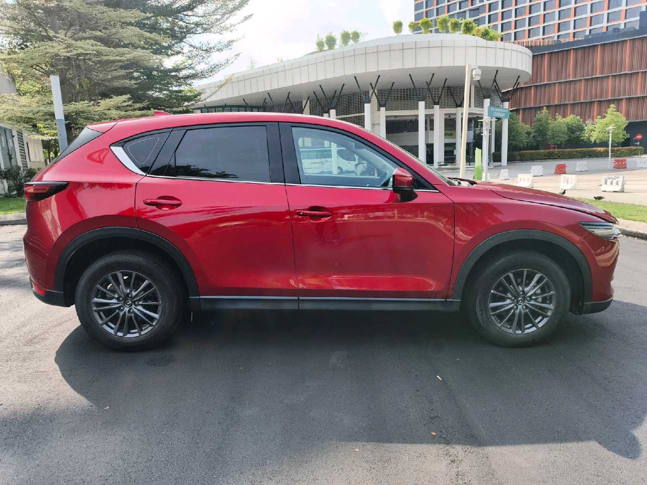 terpakai 2023 Mazda CX-5 SKYACTIV-G High 2.0
