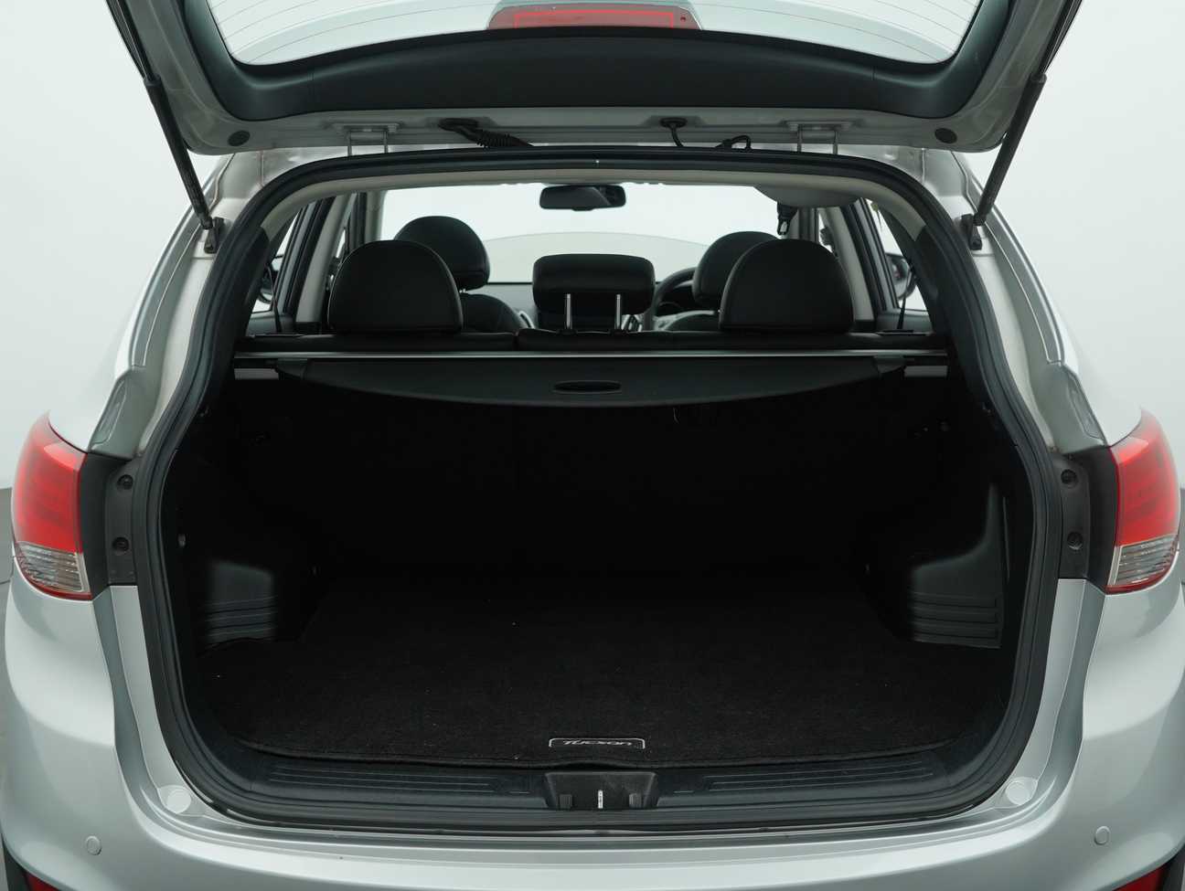 terpakai 2010 Hyundai Tucson High Spec 2.0