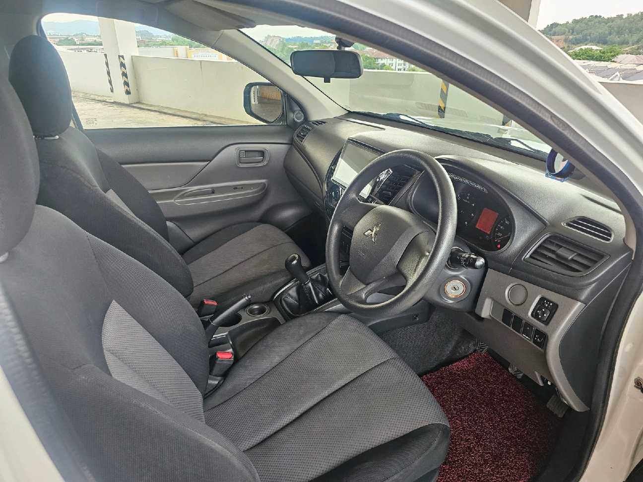 used 2016 Mitsubishi Triton Quest Dual Cab 2.5