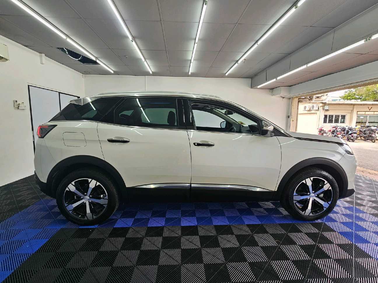 used 2024 Peugeot 3008 THP Allure 1.6