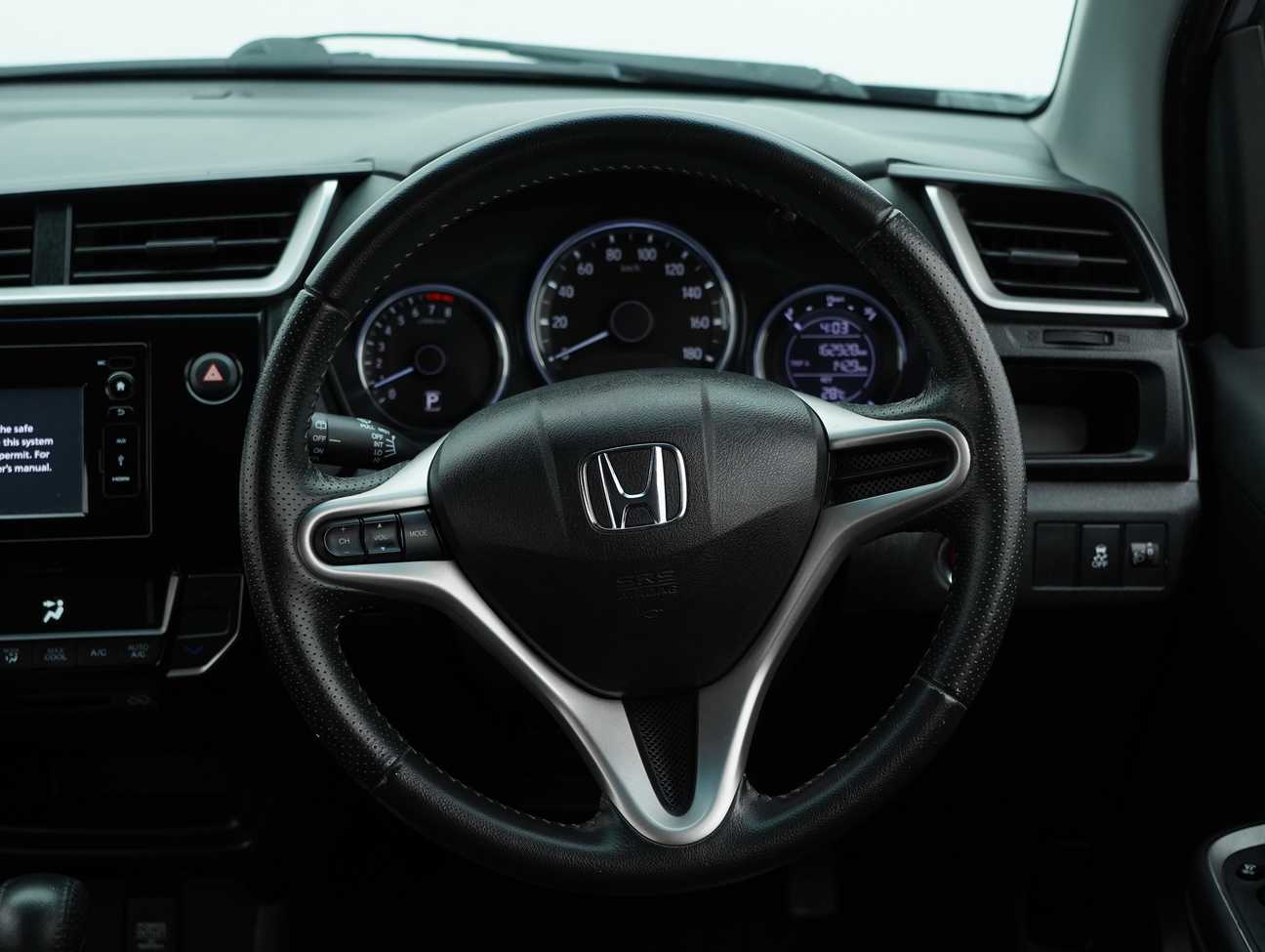 used 2018 Honda BR-V V 1.5