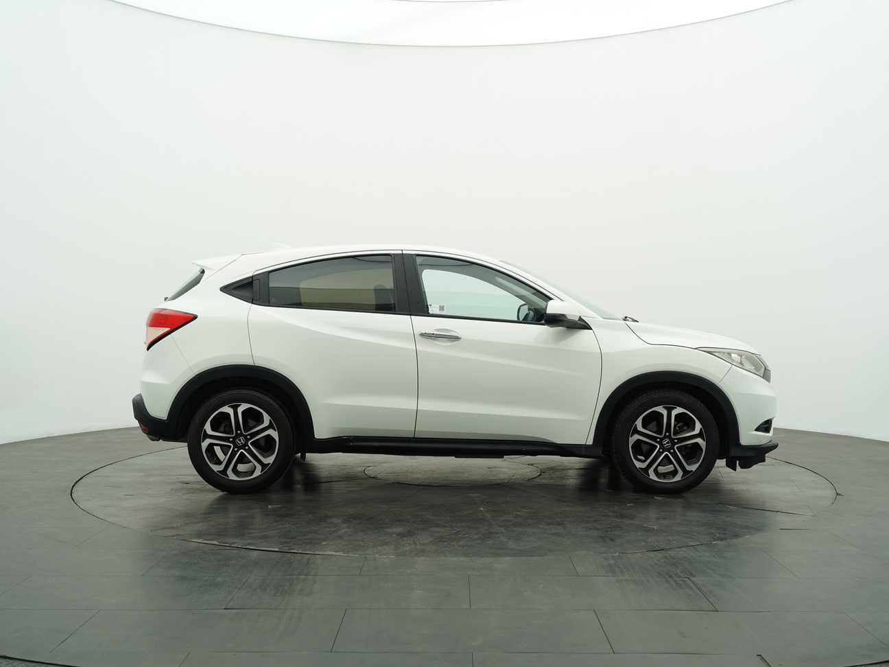 terpakai 2017 Honda HR-V V 1.8