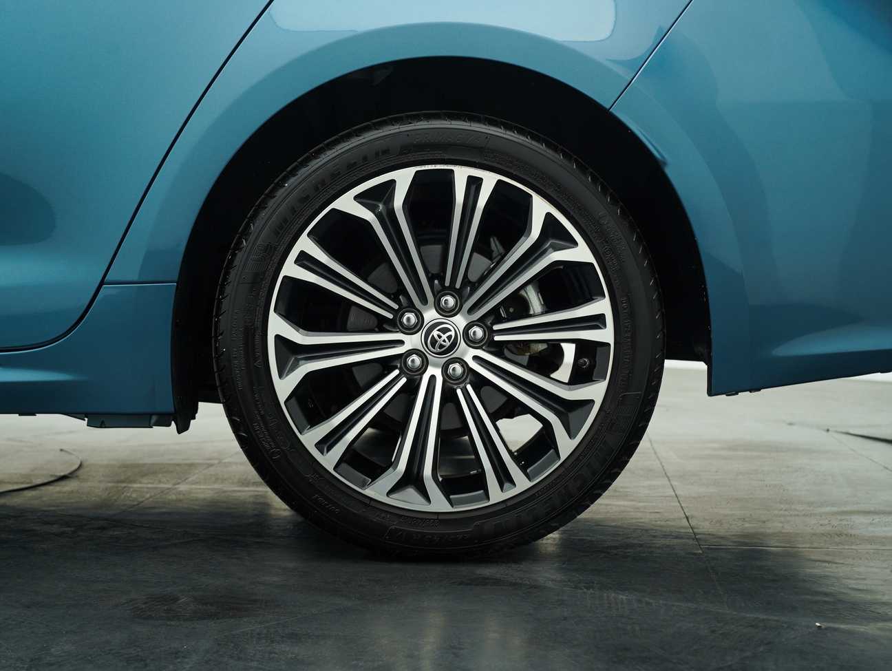 used 2020 Toyota Corolla Altis G 1.8