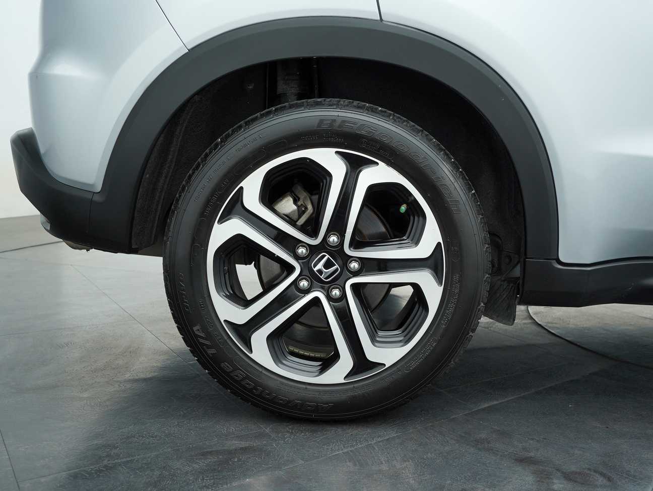 used 2017 Honda HR-V V 1.8