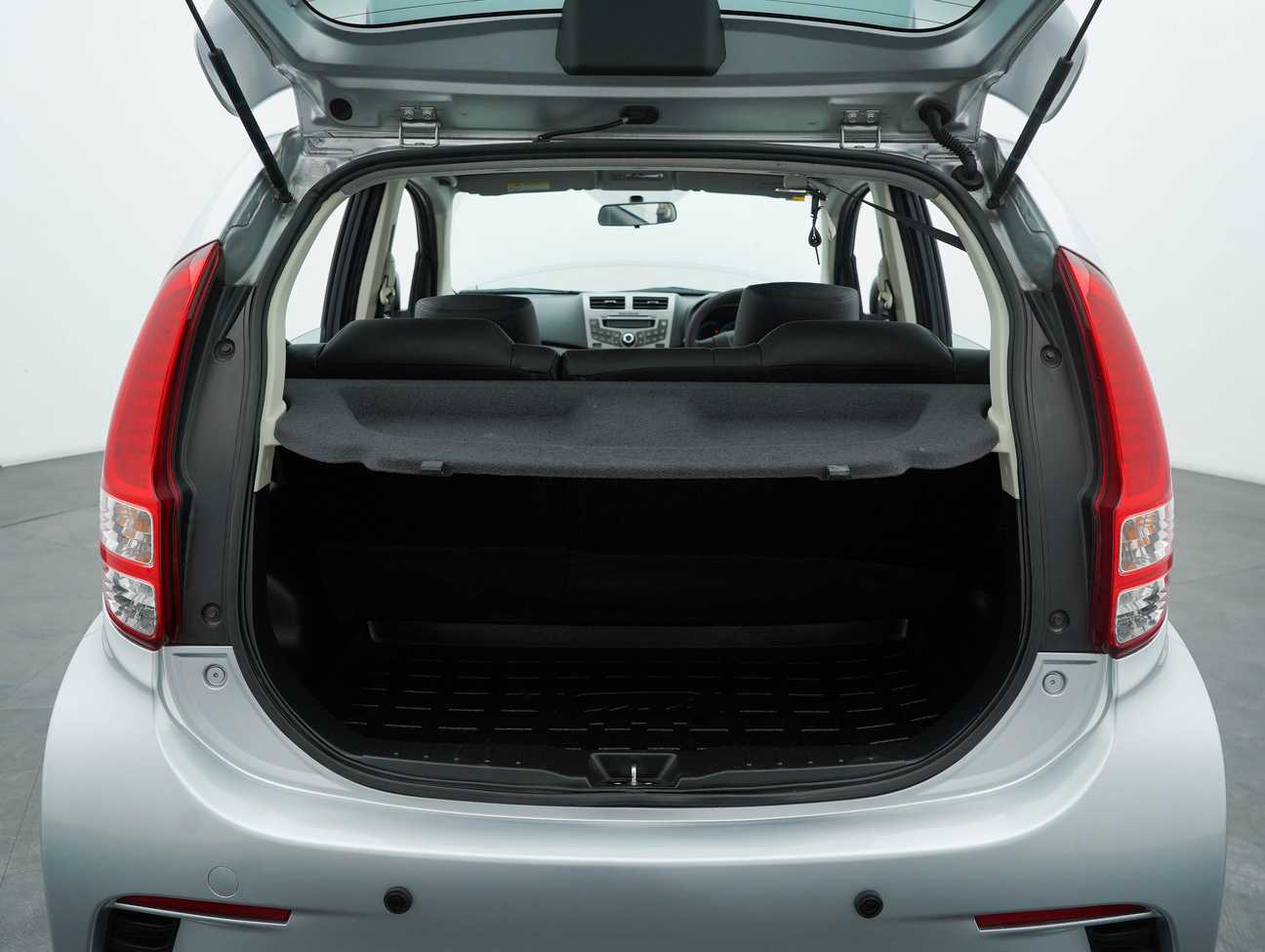 terpakai 2014 Perodua Myvi SE 1.3