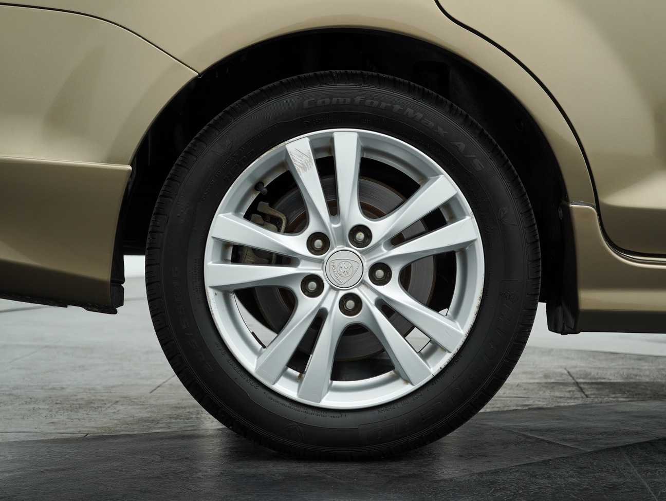 used 2014 Proton Exora Bold CFE Premium 1.6