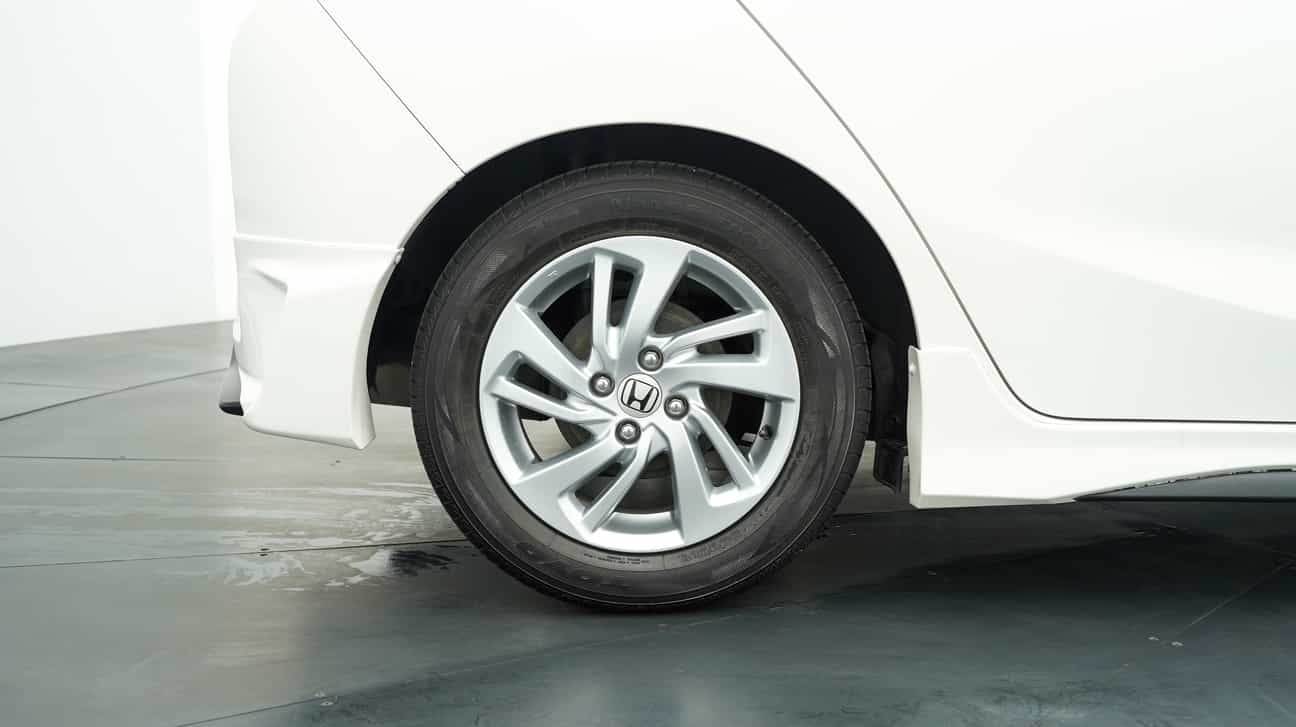 terpakai 2014 Honda JAZZ E 1.5