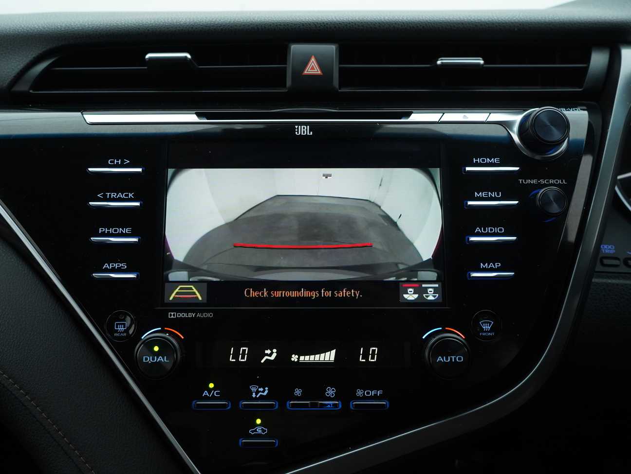 used 2019 Toyota Camry V 2.5