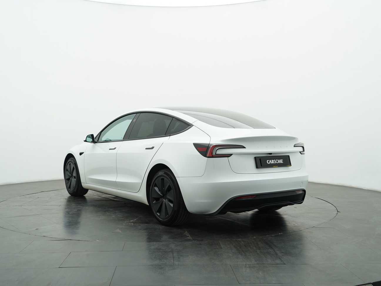 used 2023 Tesla Model 3 Standard Range 