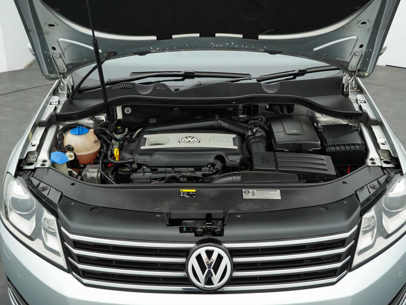 used 2013 Volkswagen PASSAT  1.8