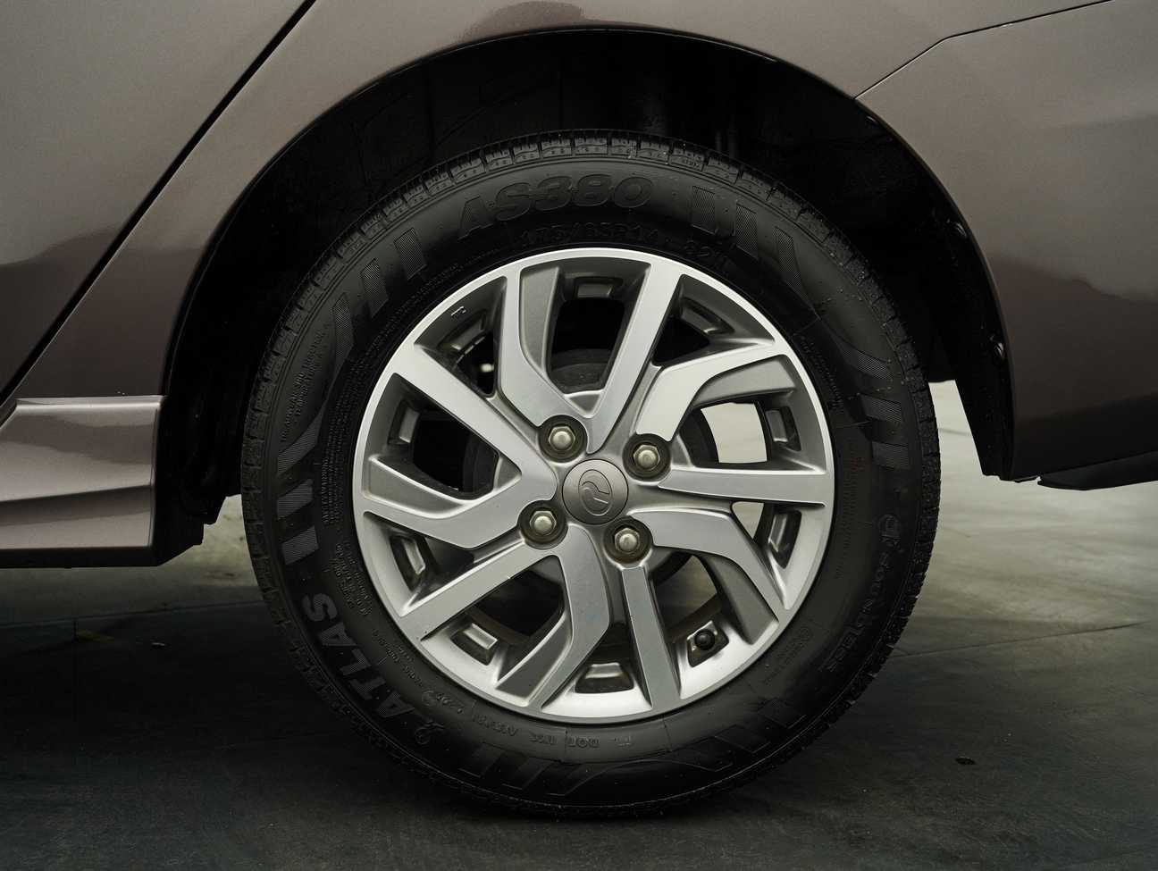 terpakai 2017 Perodua Bezza Advance 1.3