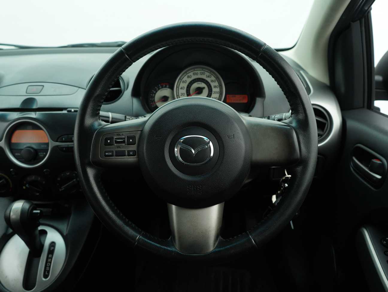 used 2010 Mazda 2 V 1.5