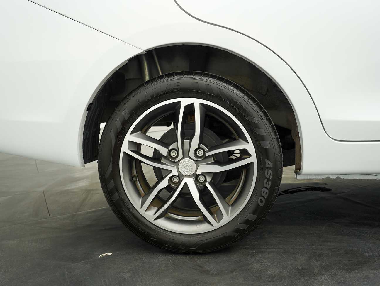 used 2021 Proton Saga Premium 1.3