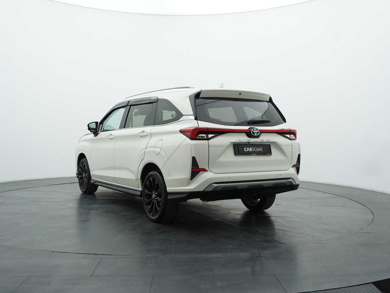 terpakai 2022 Toyota Veloz  1.5