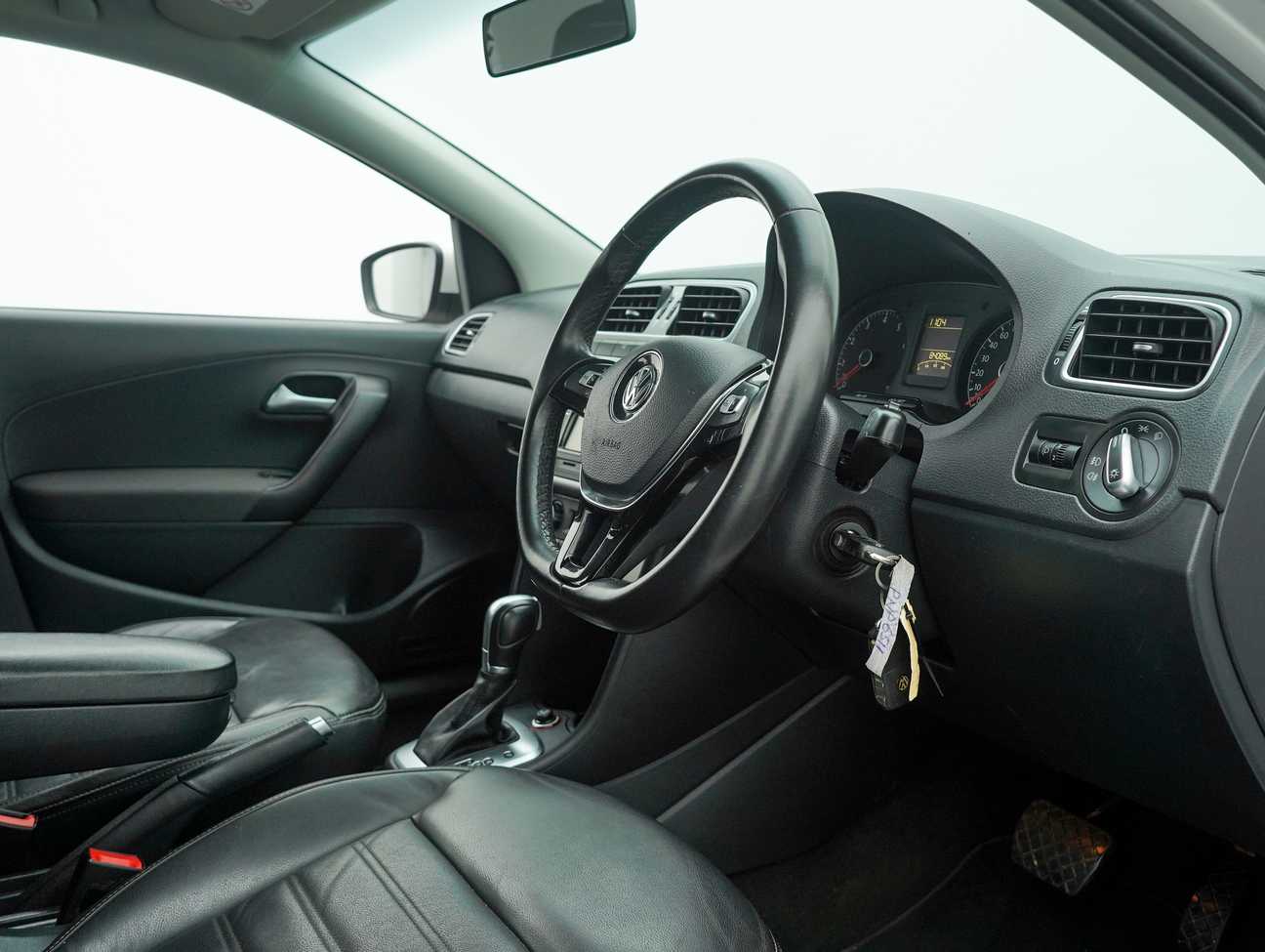 terpakai 2018 Volkswagen Polo Comfortline 1.6