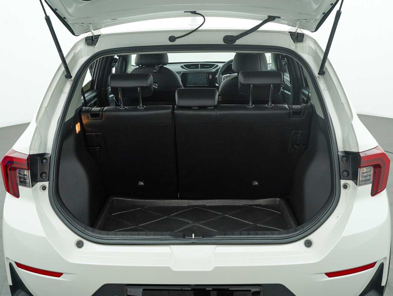used 2025 Honda WR-V V 1.5