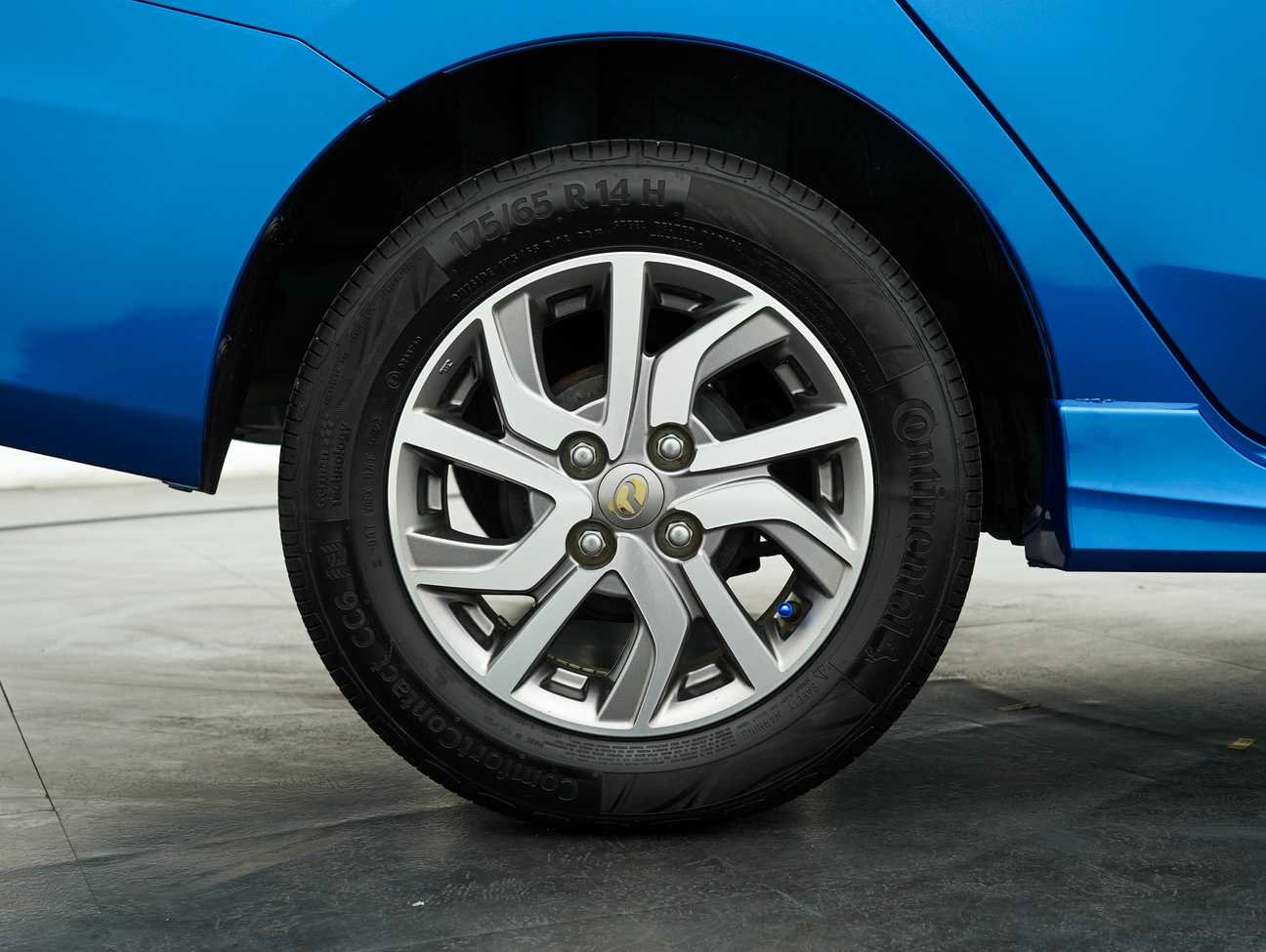 used 2017 Perodua Bezza Advance 1.3