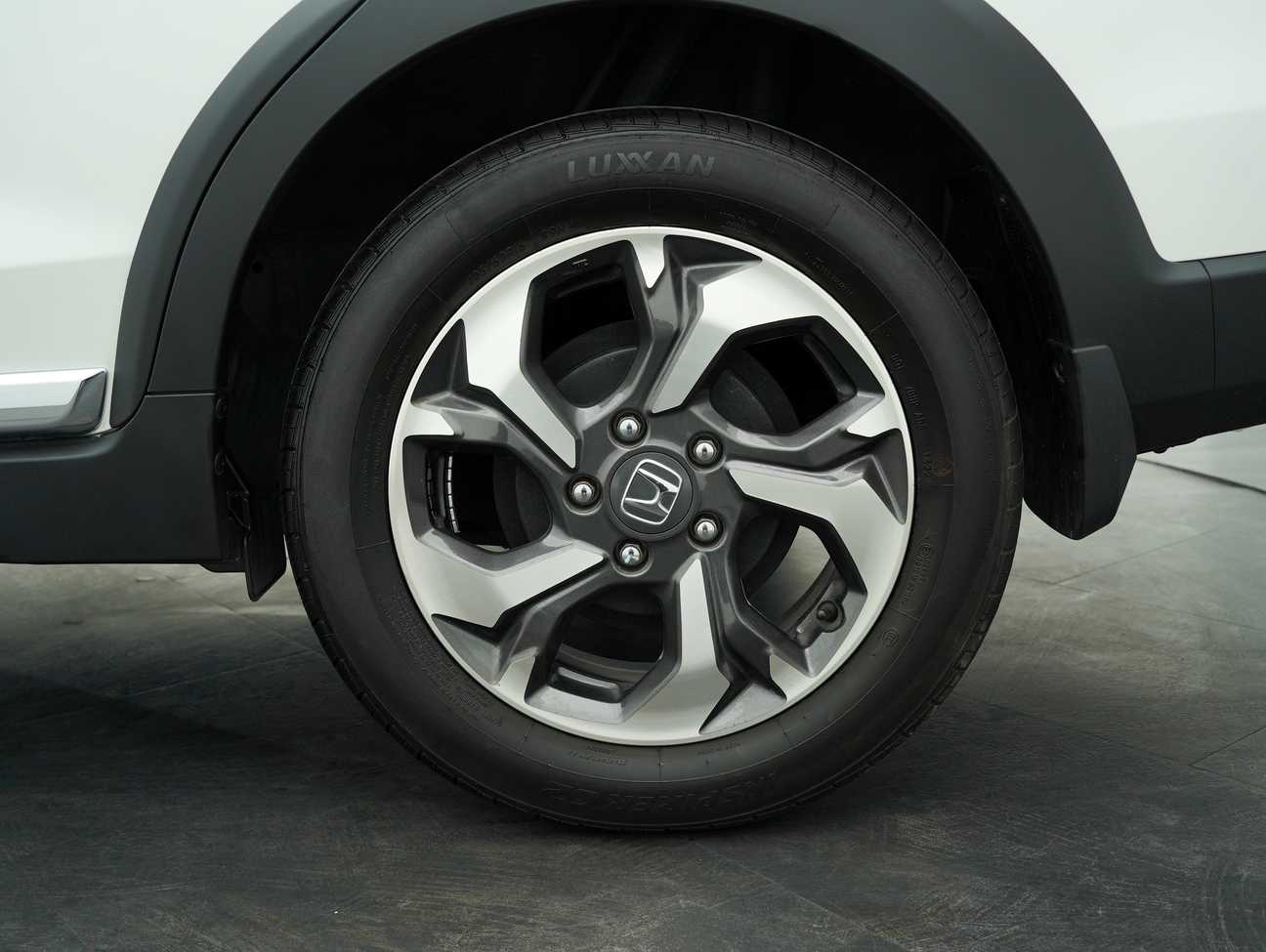 used 2018 Honda BR-V V 1.5