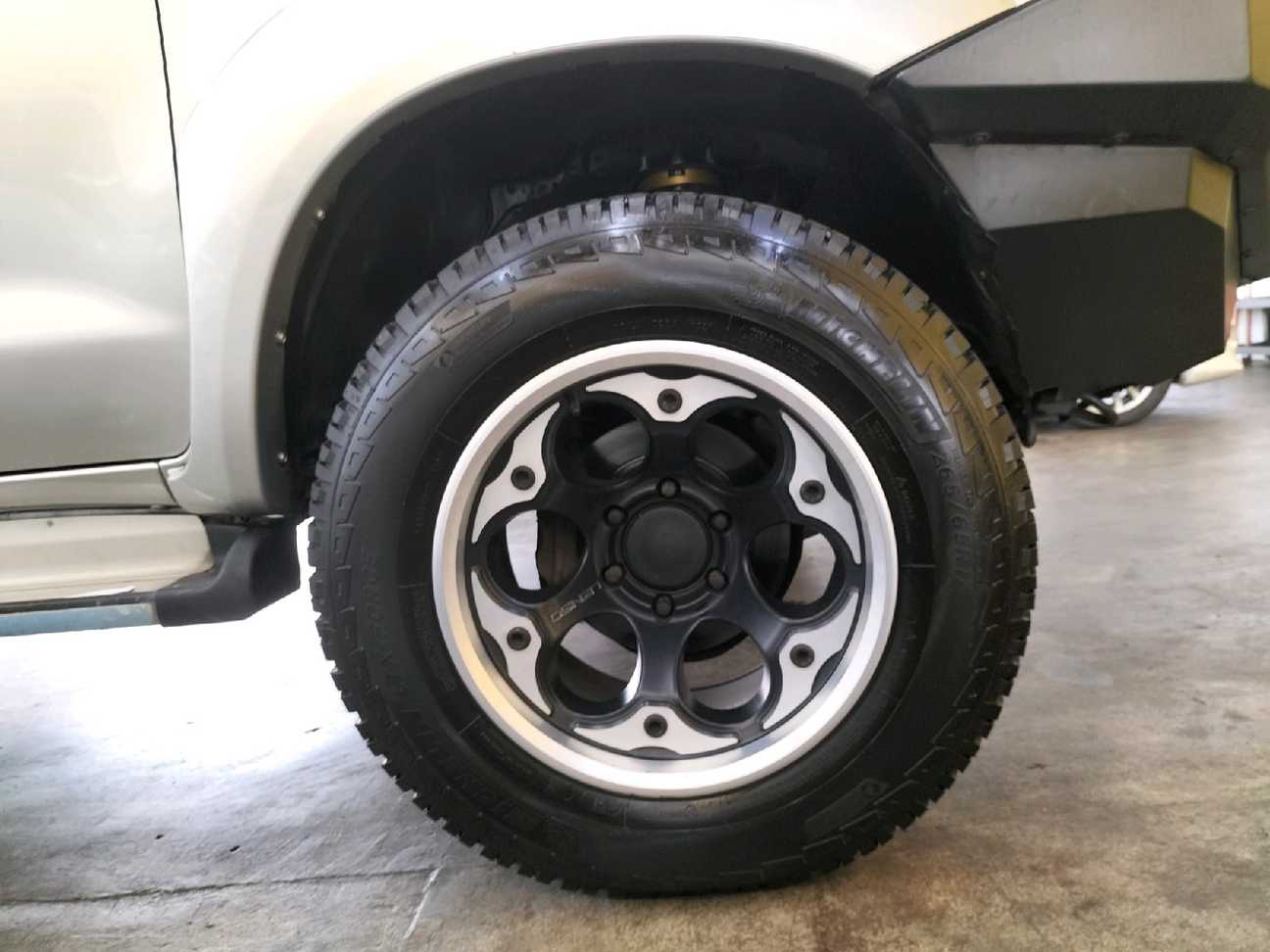 terpakai 2010 Toyota Hilux G VNT Dual Cab 3.0