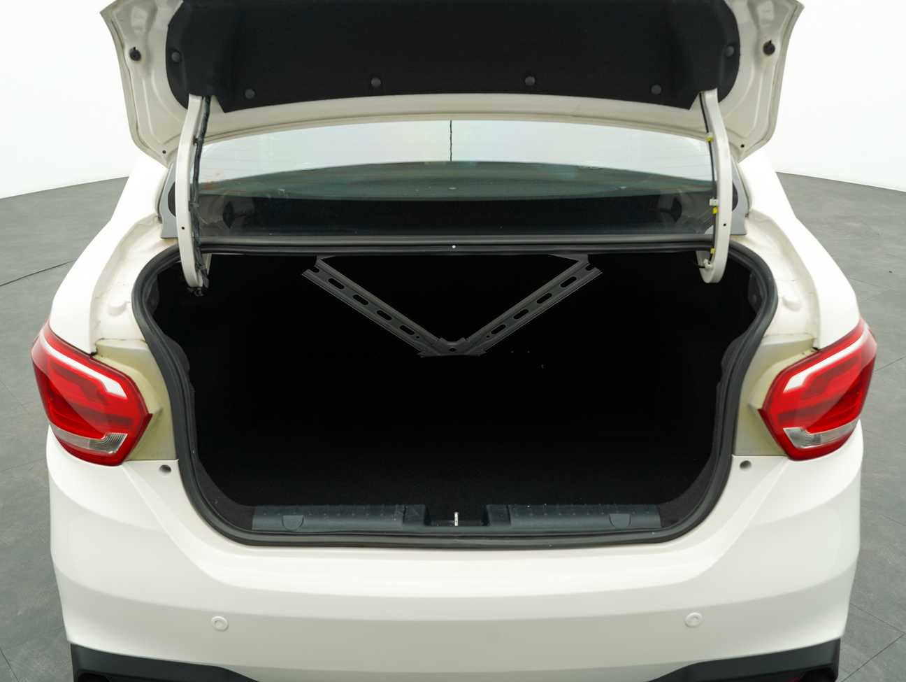 used 2017 Proton Persona Standard 1.6