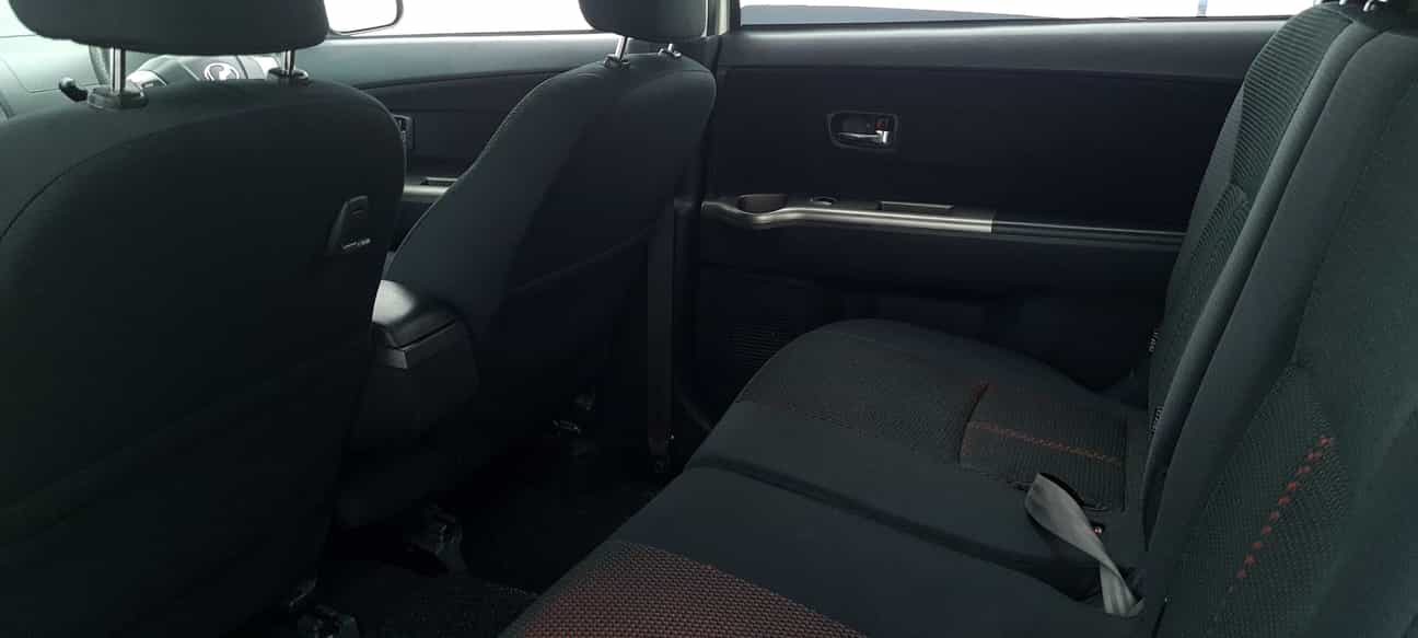 terpakai 2015 Perodua ALZA SE 1.5