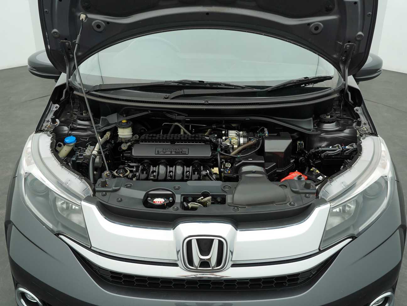 used 2018 Honda BR-V V 1.5