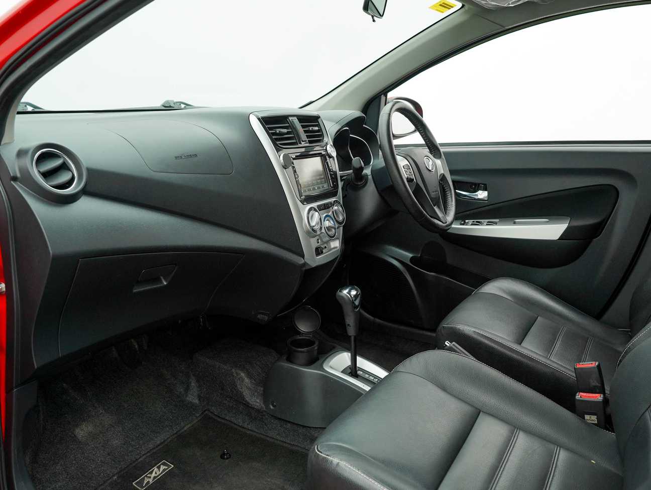 terpakai 2018 Perodua AXIA Advance 1.0