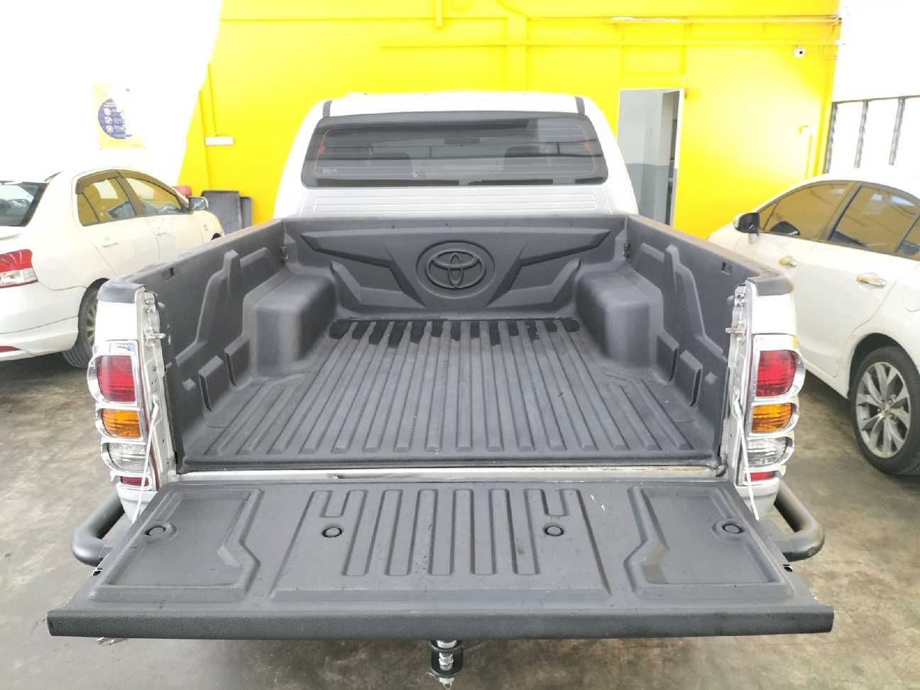 terpakai 2010 Toyota Hilux G VNT Dual Cab 3.0