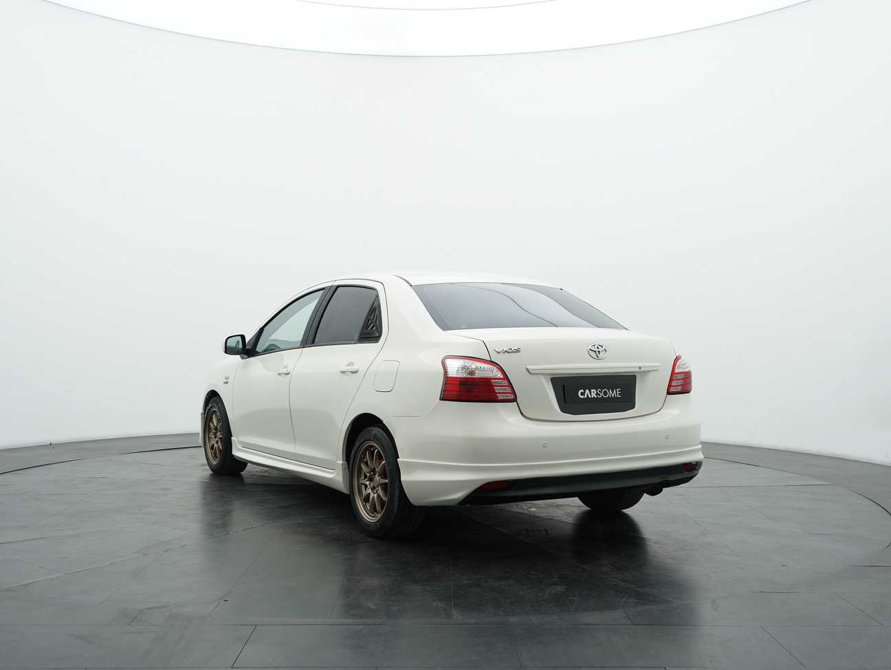 terpakai 2013 Toyota Vios J 1.5