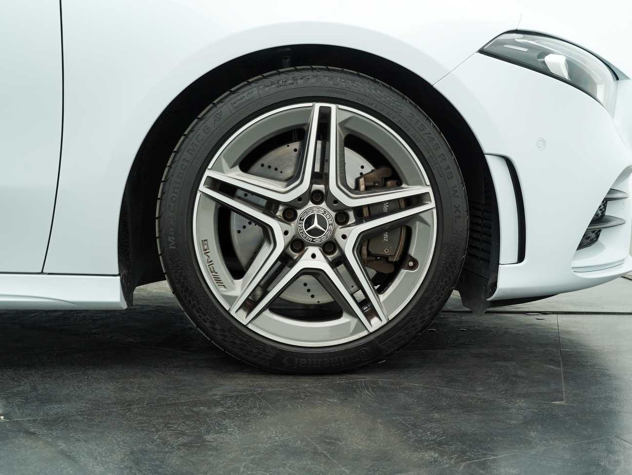 terpakai 2019 Mercedes-Benz A250 AMG Line 2.0