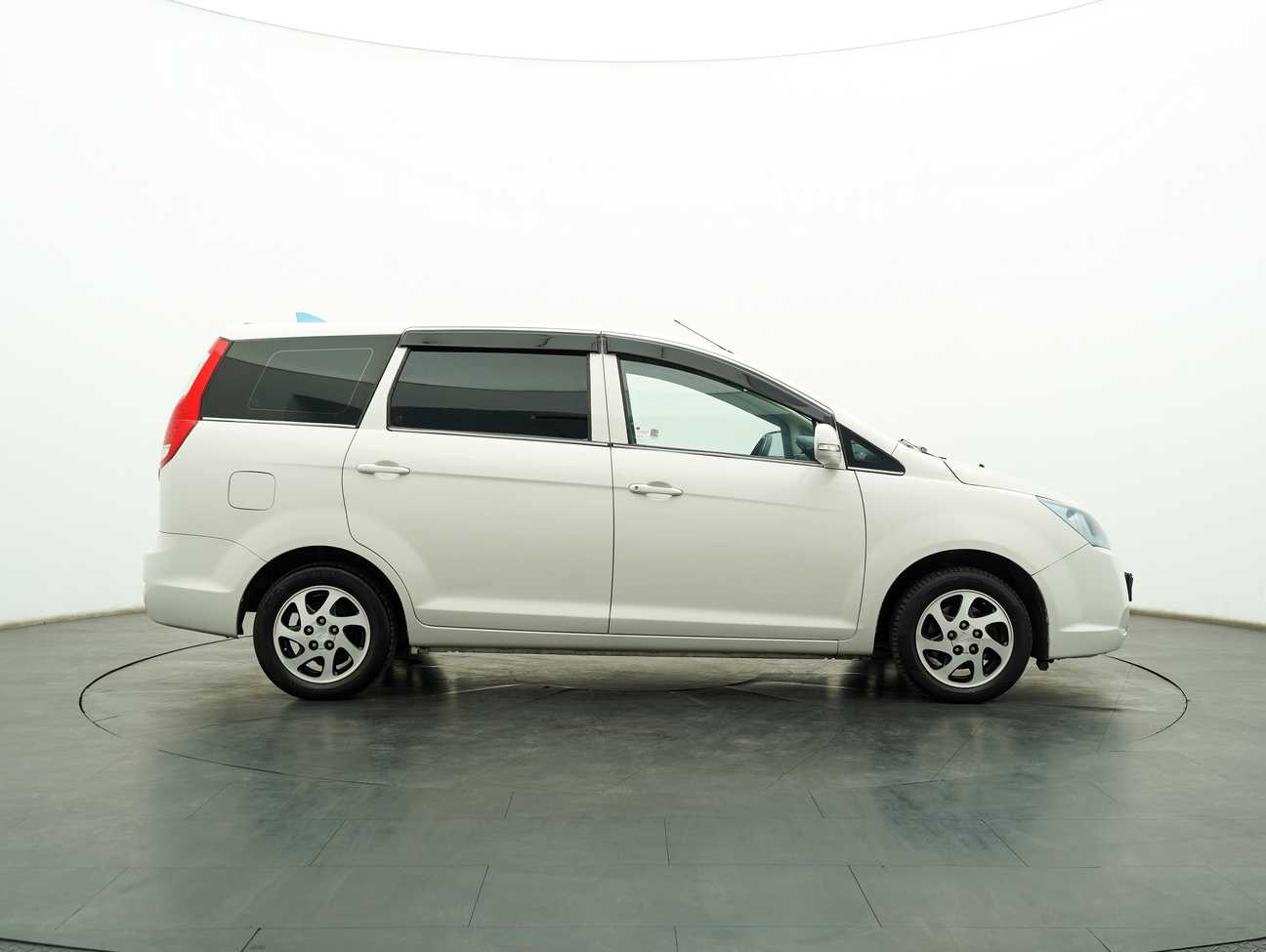used 2011 Proton Exora CPS B-Line 1.6