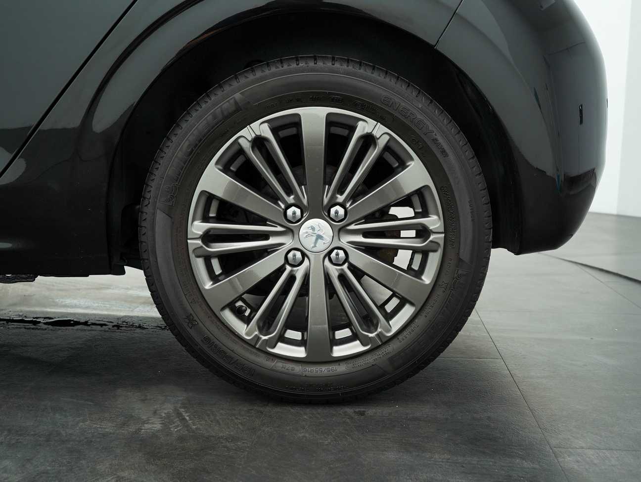 used 2018 Peugeot 208 PureTech 1.2