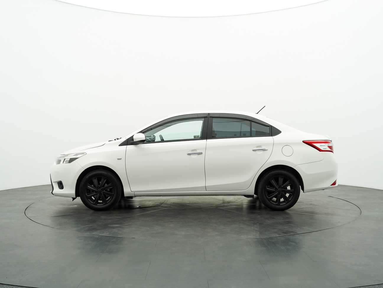 used 2015 Toyota Vios J 1.5