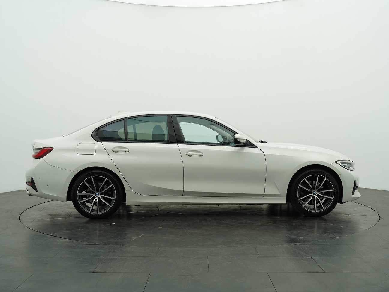 used 2021 BMW 320i Sport 2.0