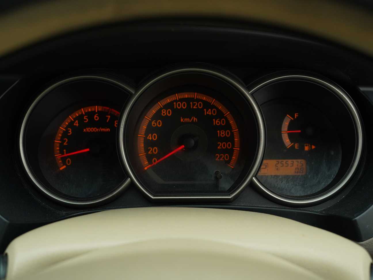used 2011 Nissan Grand Livina Comfort 1.6