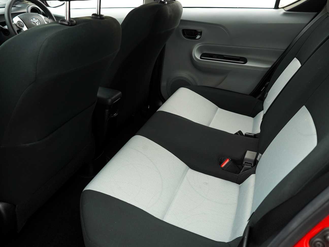 used 2013 Toyota Prius C Hybrid 1.5