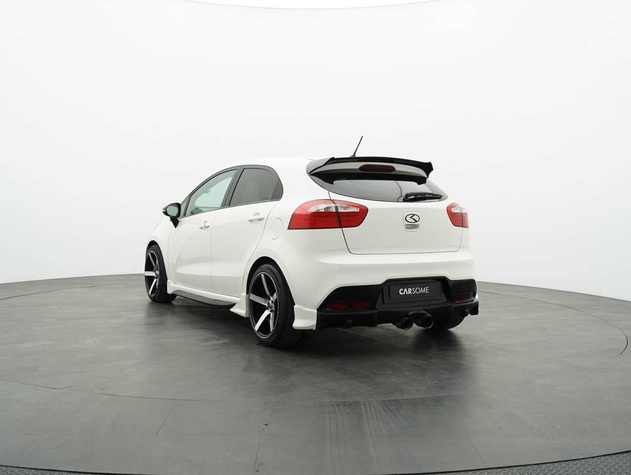 used 2015 Kia RIO UB 1.4