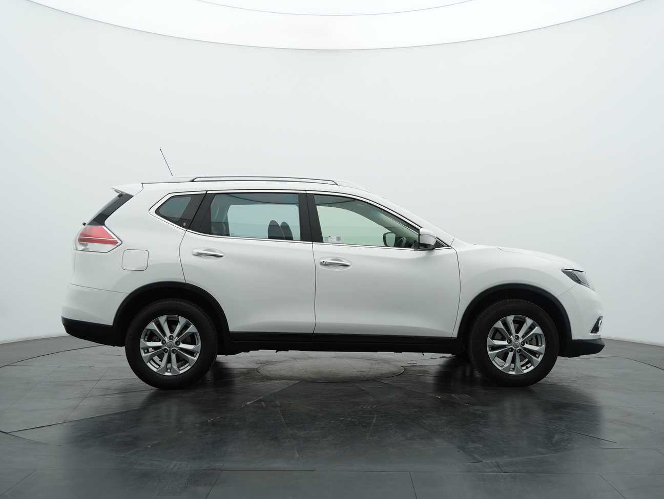 used 2016 Nissan X-Trail  2.0