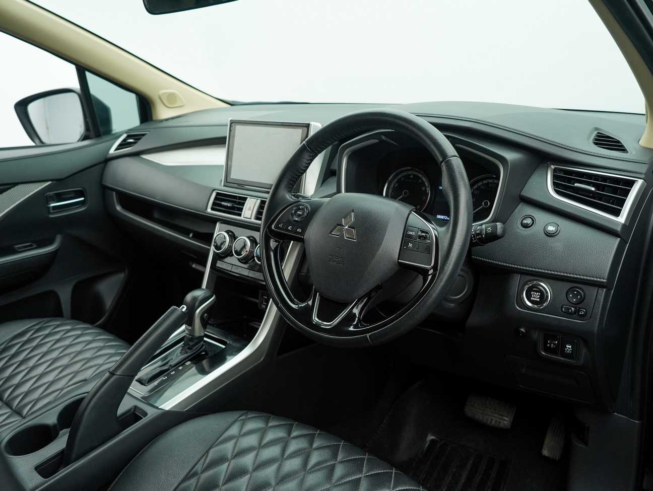 used 2022 Mitsubishi Xpander  1.5