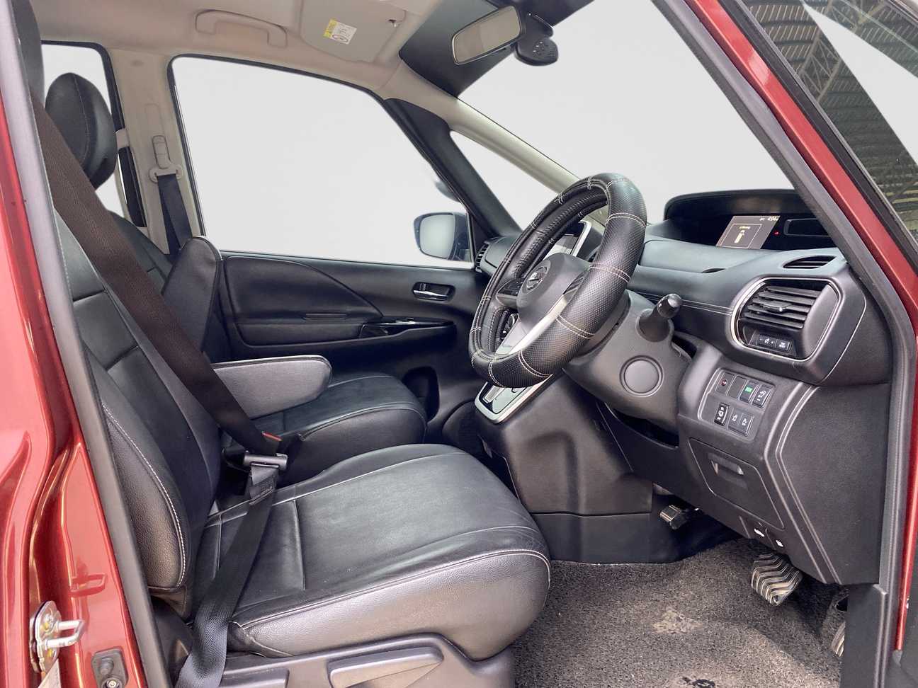 used 2019 Nissan Serena S-Hybrid High-Way Star Premium 2.0