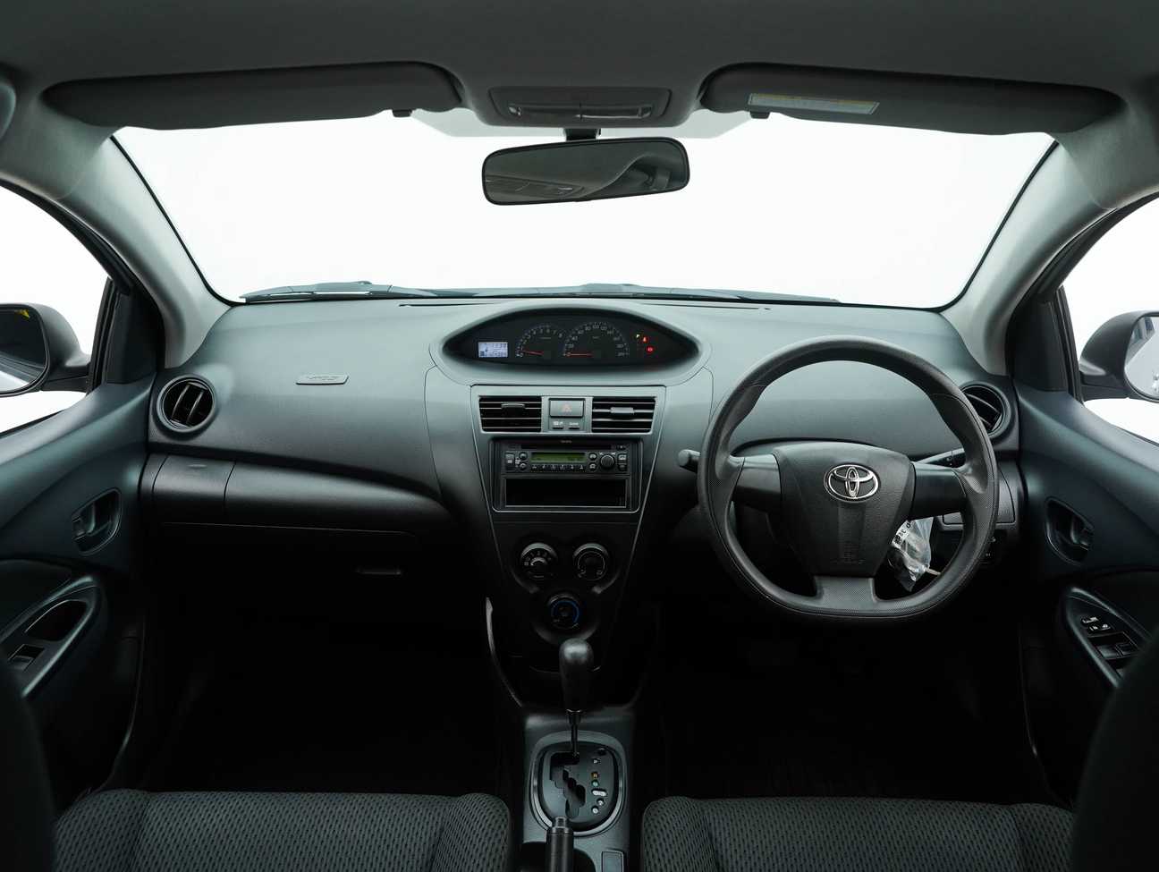 terpakai 2012 Toyota Vios J 1.5