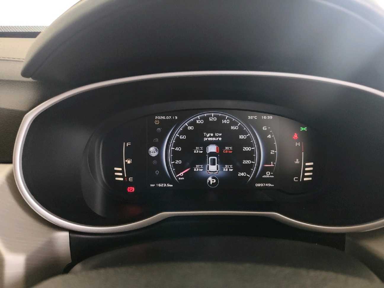 terpakai 2020 Proton X70 Premium 1.8