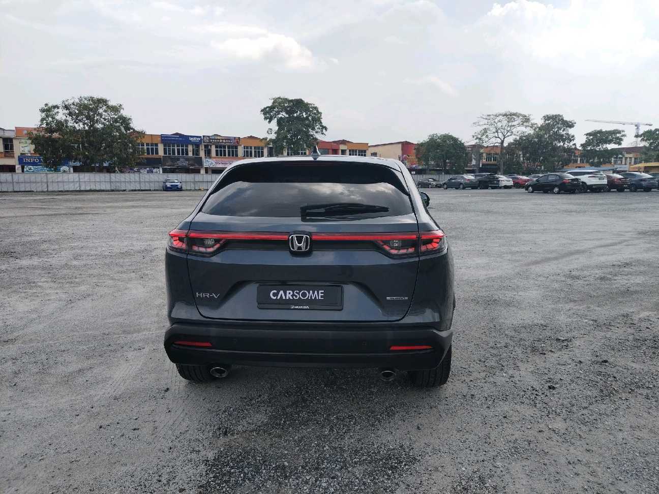 used 2025 Honda HR-V V 1.5