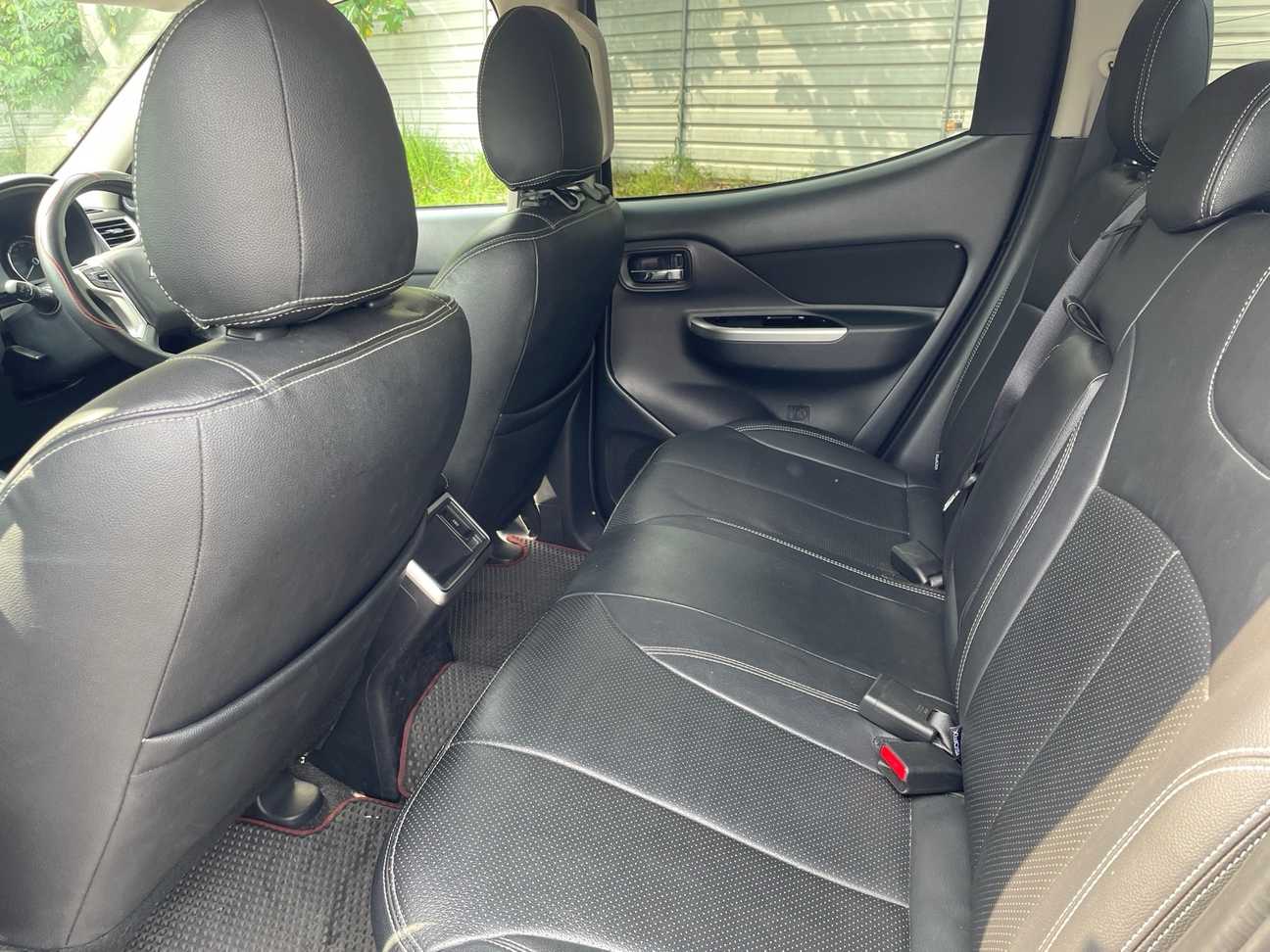 used 2022 Mitsubishi Triton VGT Premium Updated Spec Dual Cab 4X4 2.4