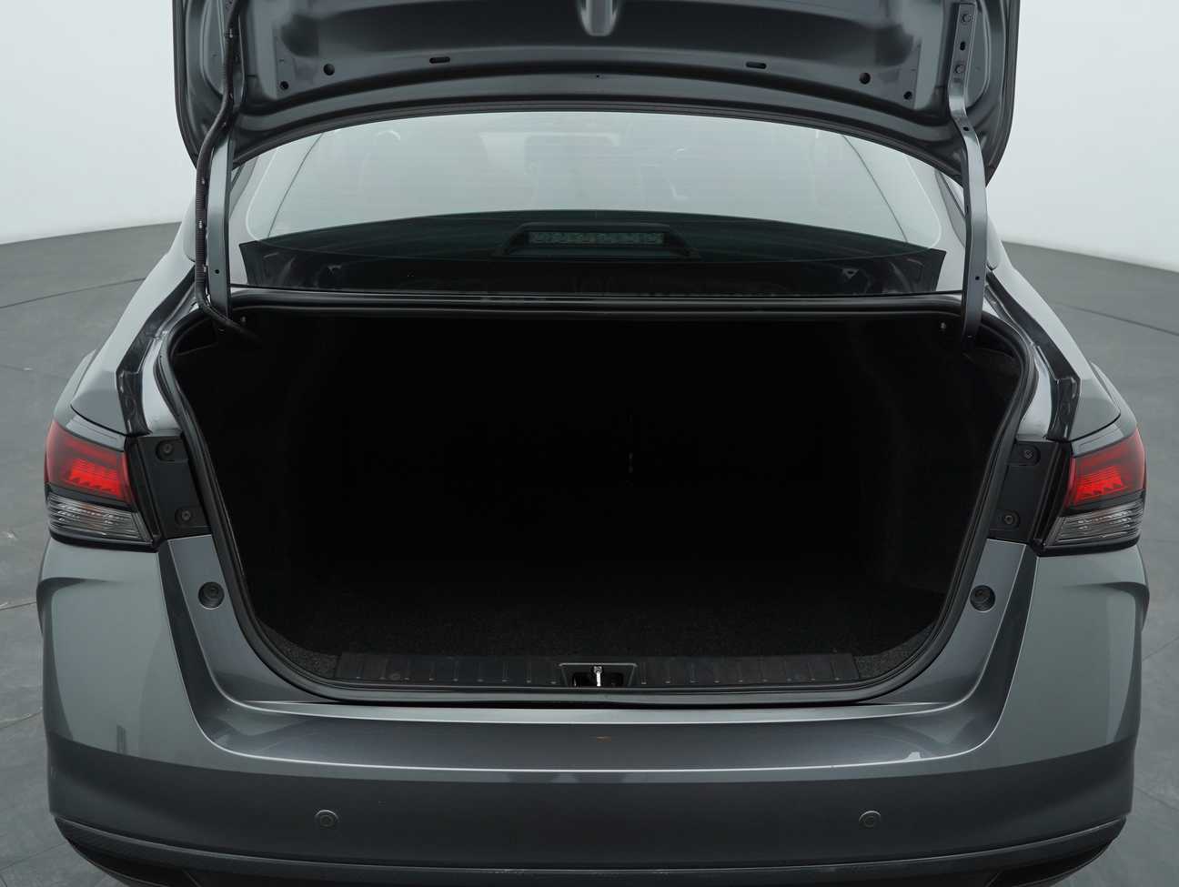 used 2023 Nissan Almera VLT 1.0